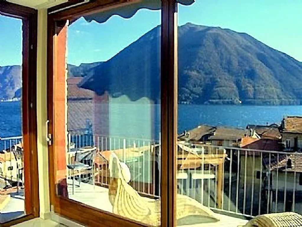 Argegno Modern Apartment